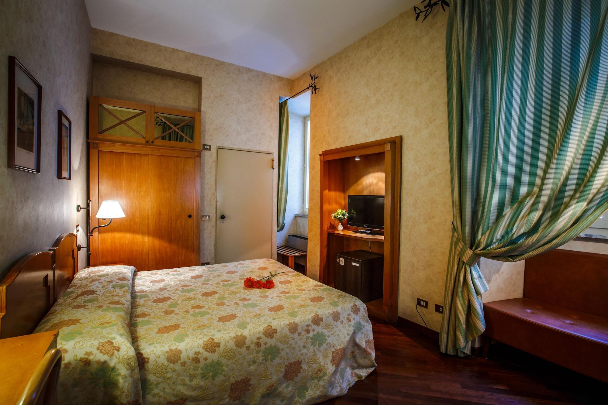 Hotel Fortuna Перуджа Екстер'єр фото