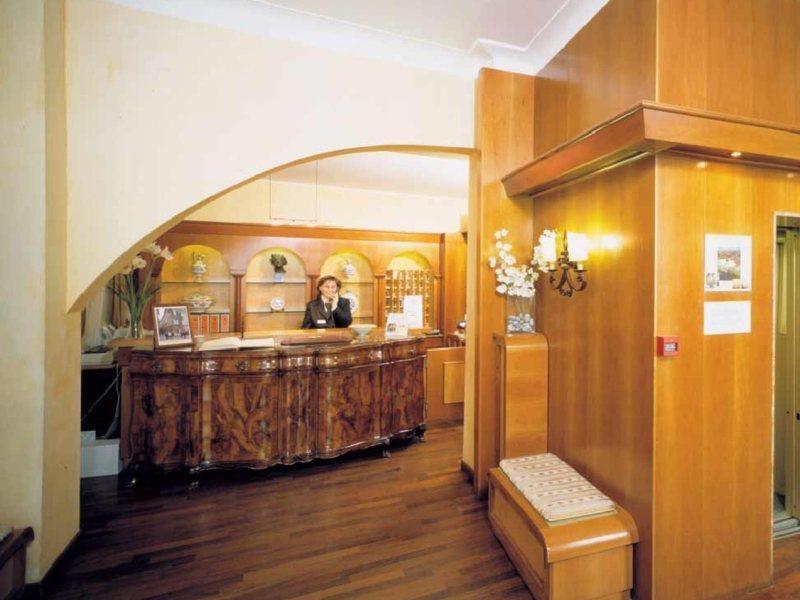Hotel Fortuna Перуджа Екстер'єр фото